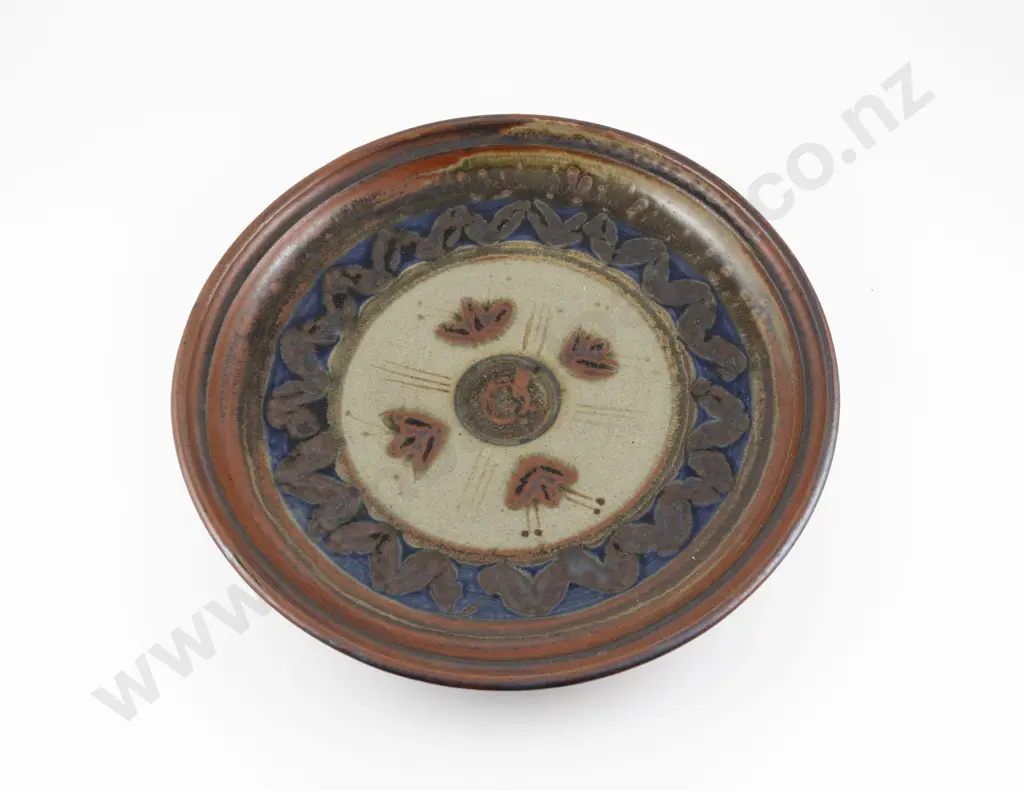 NZ Pottery Platter Image 1++