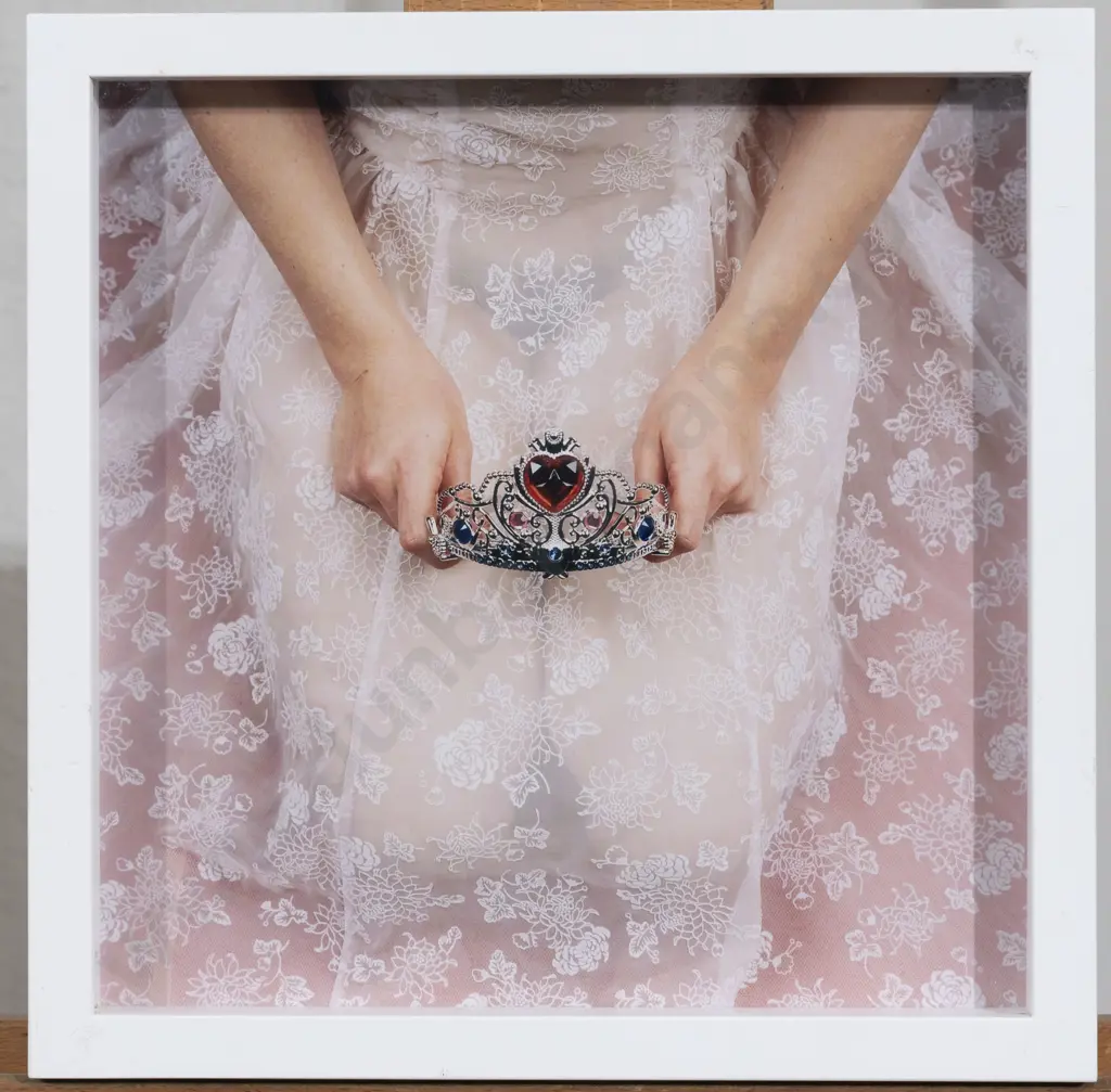 Unknown Artist - Pair Photographs Image 1++