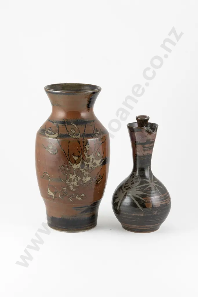 Stephen Carter Vase & Stoppered Flask Image 1++