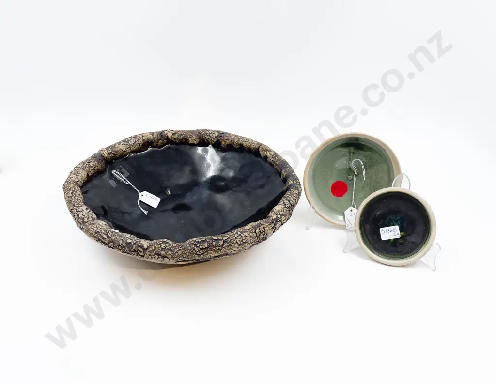 Large Bowl & Two Dishes (3) Image 1++