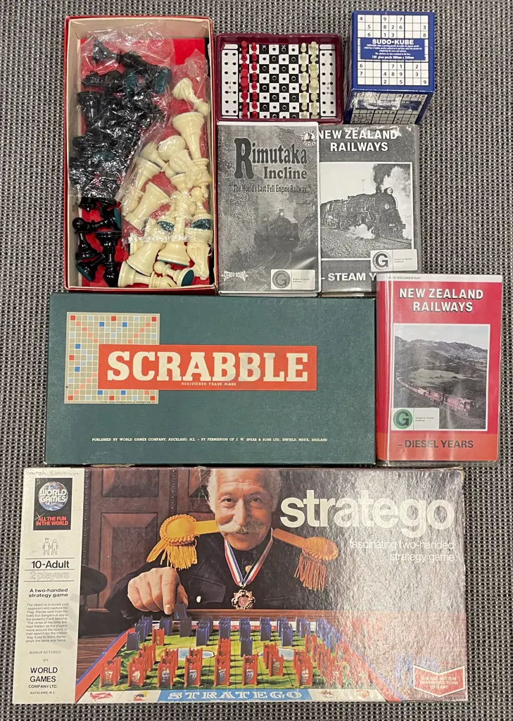 Box of Vintage Board Games etc Image 1++