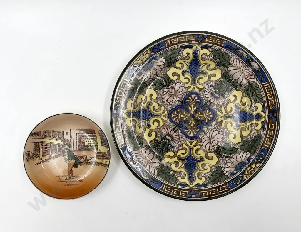 Two Pieces of Royal Doulton Image 1++
