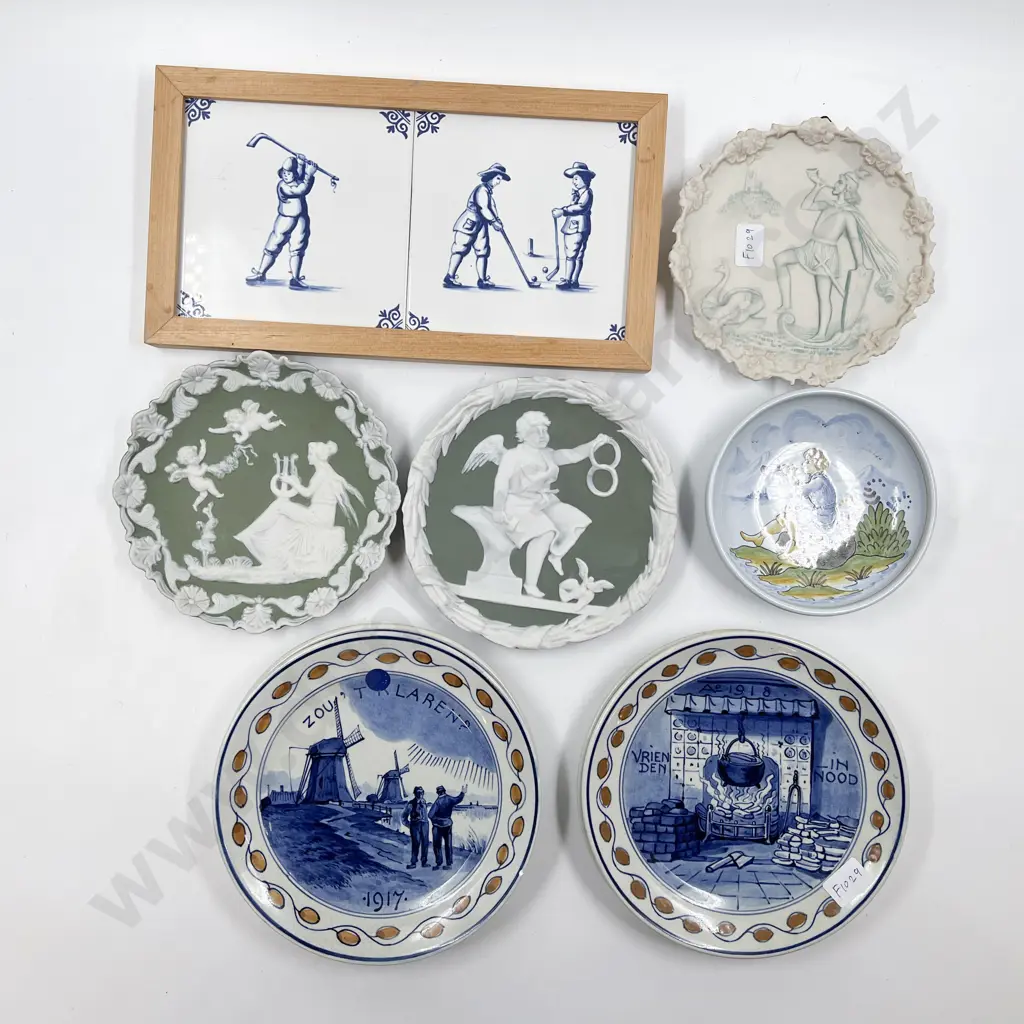 Quantity of Assorted Wall Plaques Image 1++