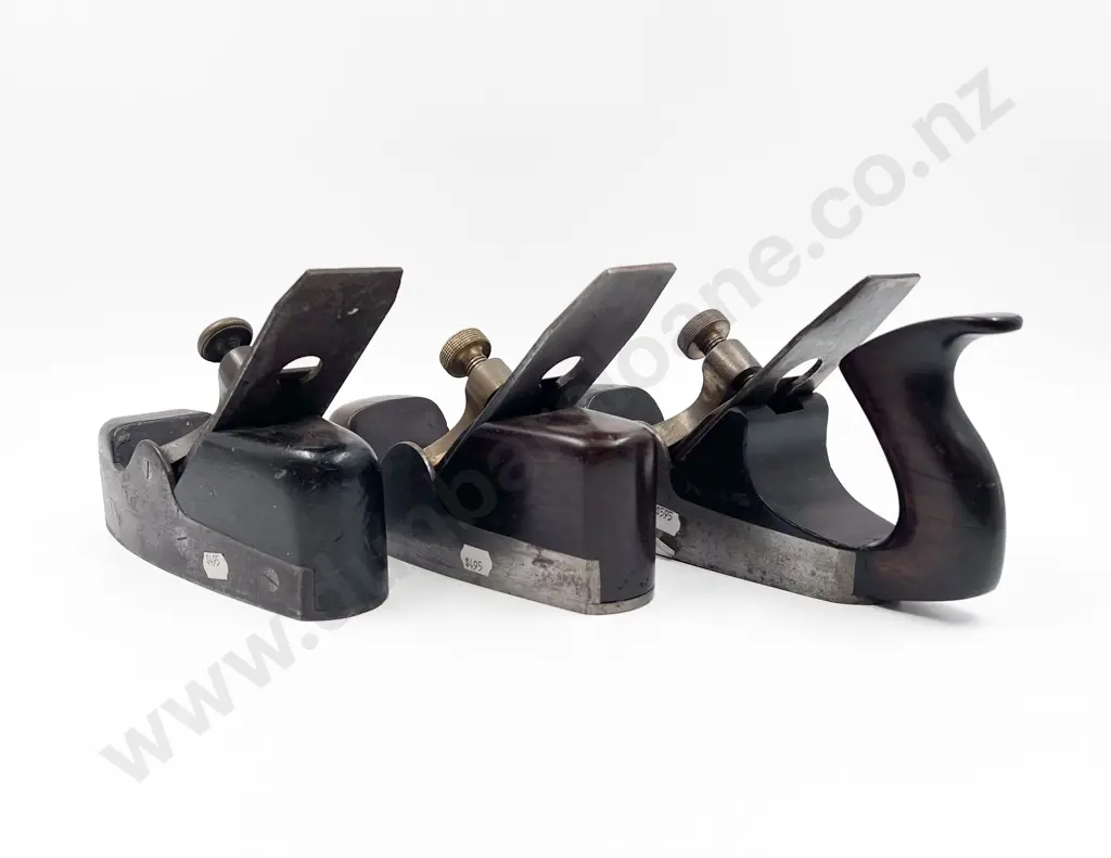 Three Vintage Planes Image 1++