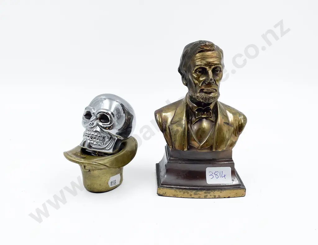 Small Brass Bust of Abe Lincoln and Two Others Image 1++