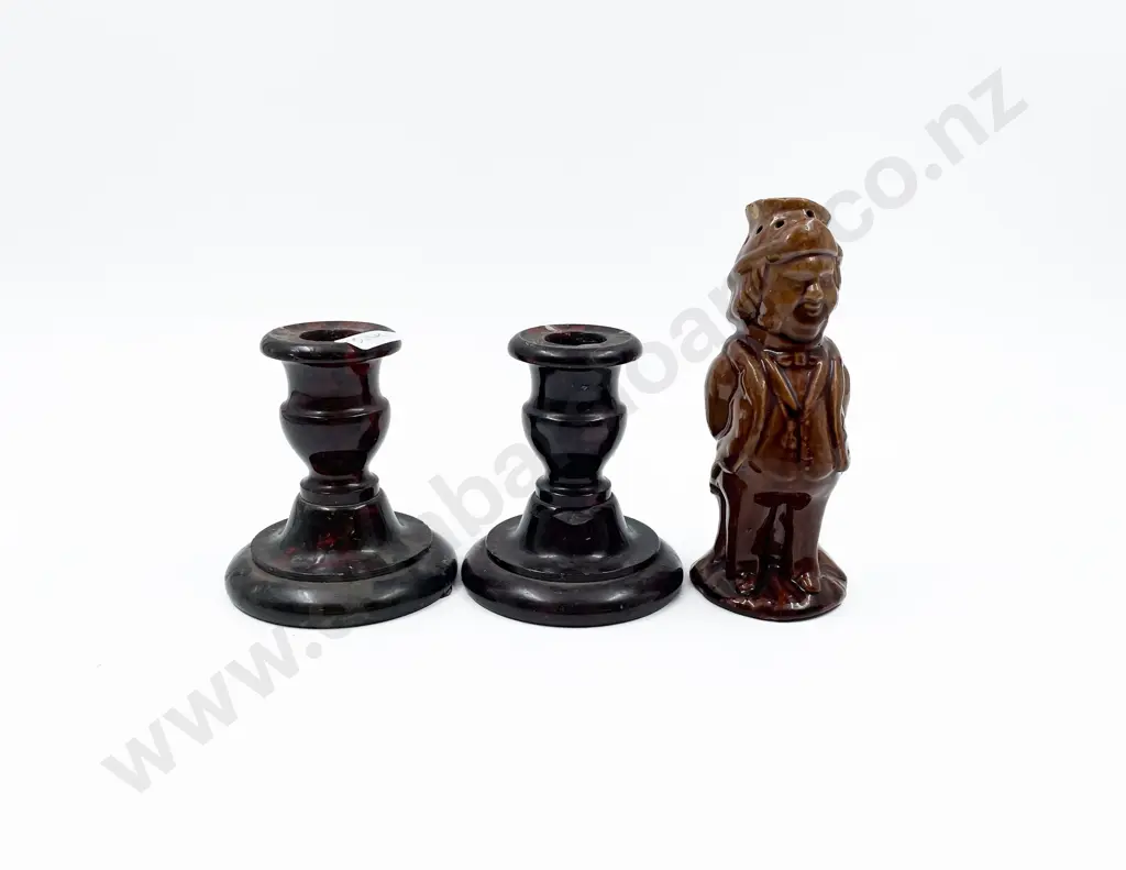 Glazed Figural Saltshaker Together with Pair of Hardstone Candleholders (AF) Image 1++