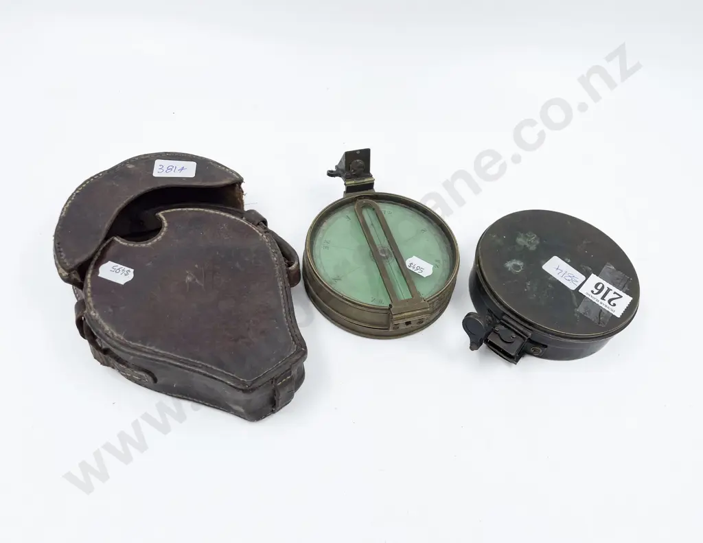Pair of Vintage Compasses Image 1++