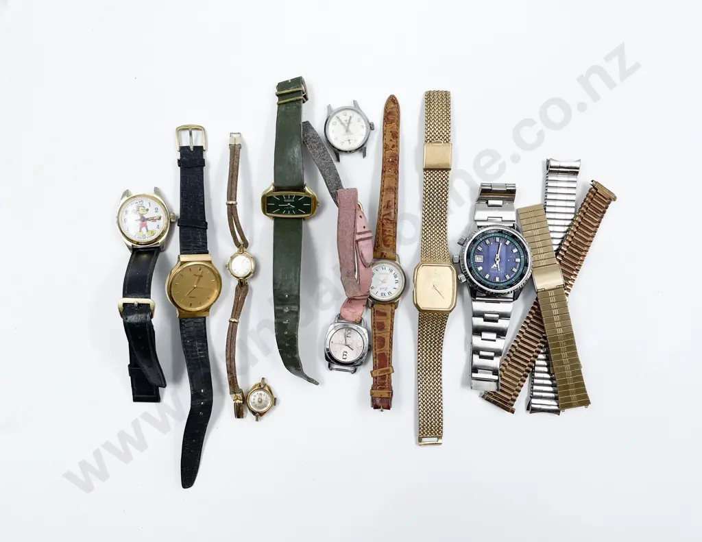 Qty Assorted Gents and Ladies Wrist Watches Image 1++