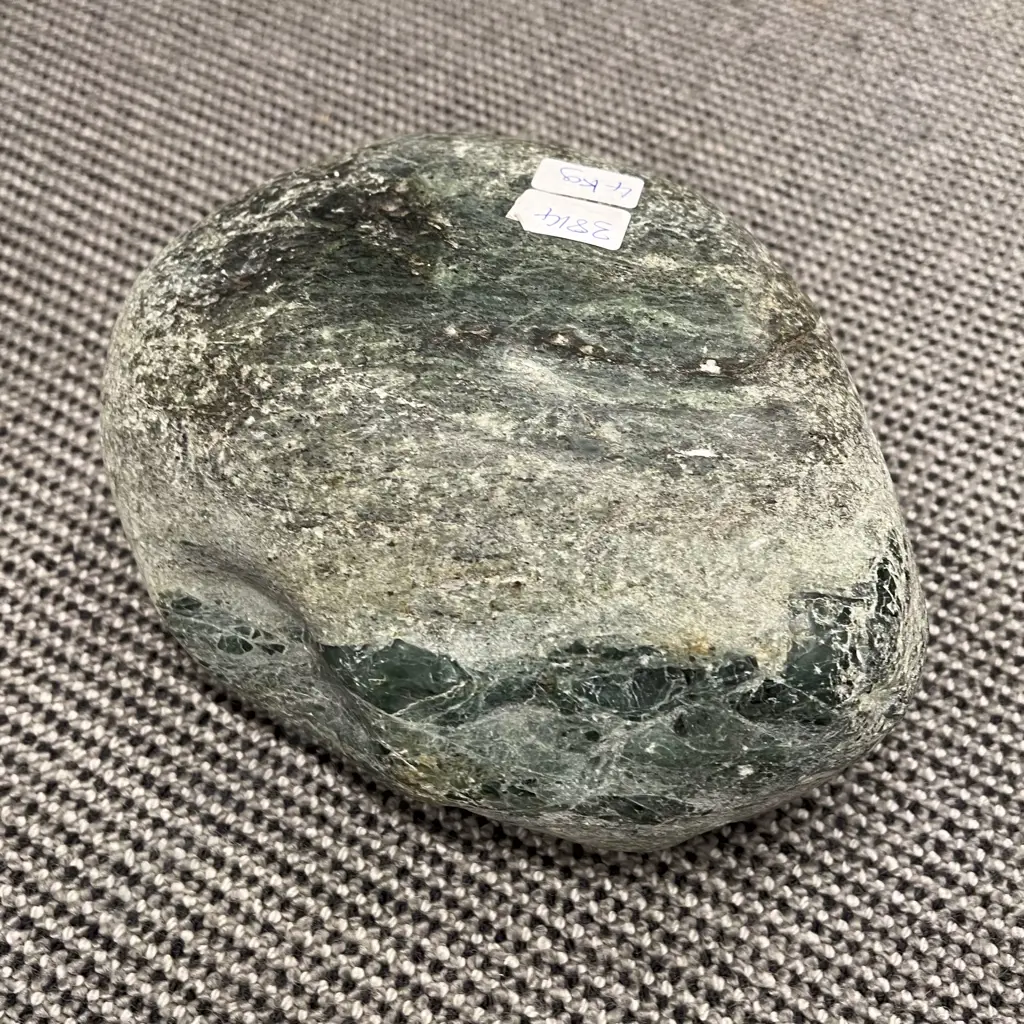Small Greenstone Slab 4kg Image 1++