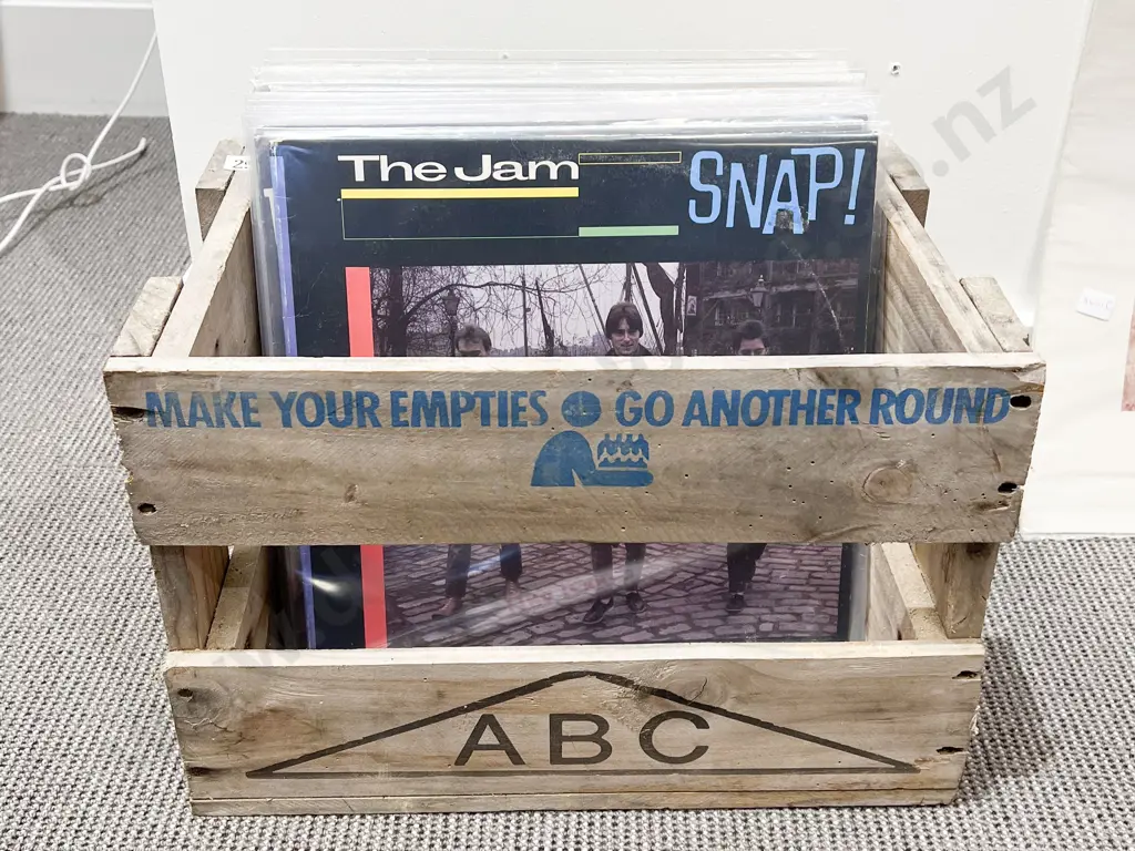 Crate of Approx. 32 Vintage Vinyl's Image 1++
