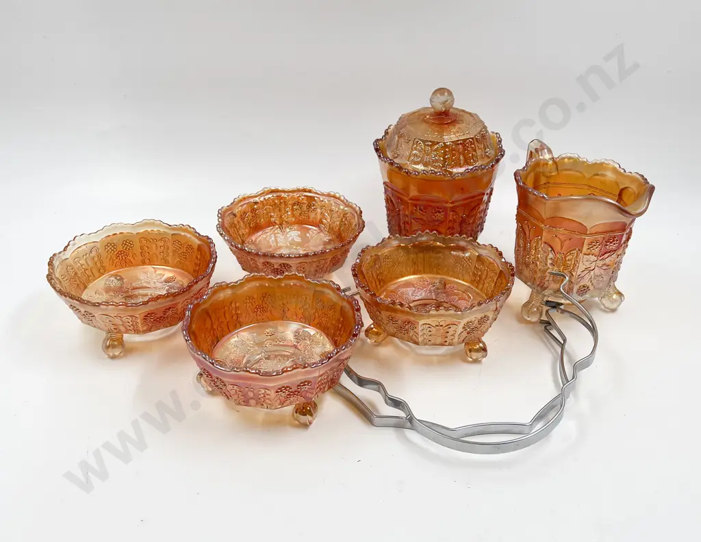 Six Pieces of Assorted Carnival Glass Image 1++