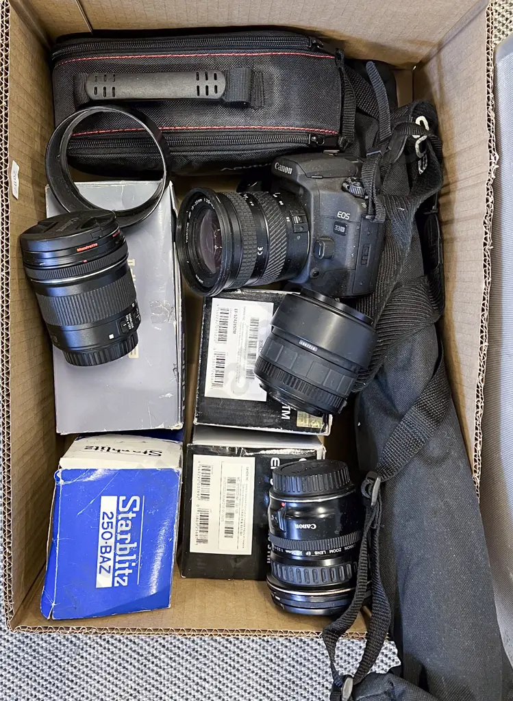 Quantity of Assorted Cameras and Accessories Including Carrying Case Image 1++