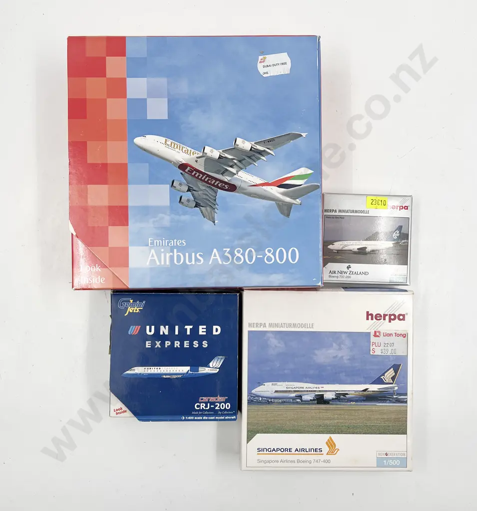 Four Assorted Airplane Models Image 1++