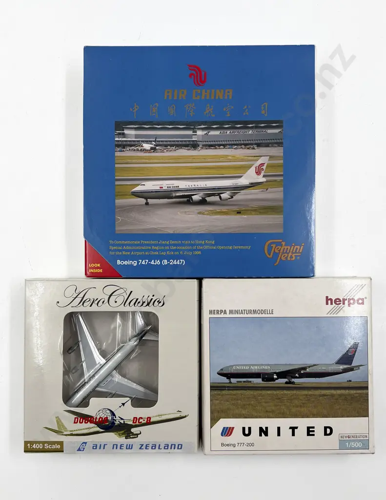 Three Assorted Airplane Models Image 1++
