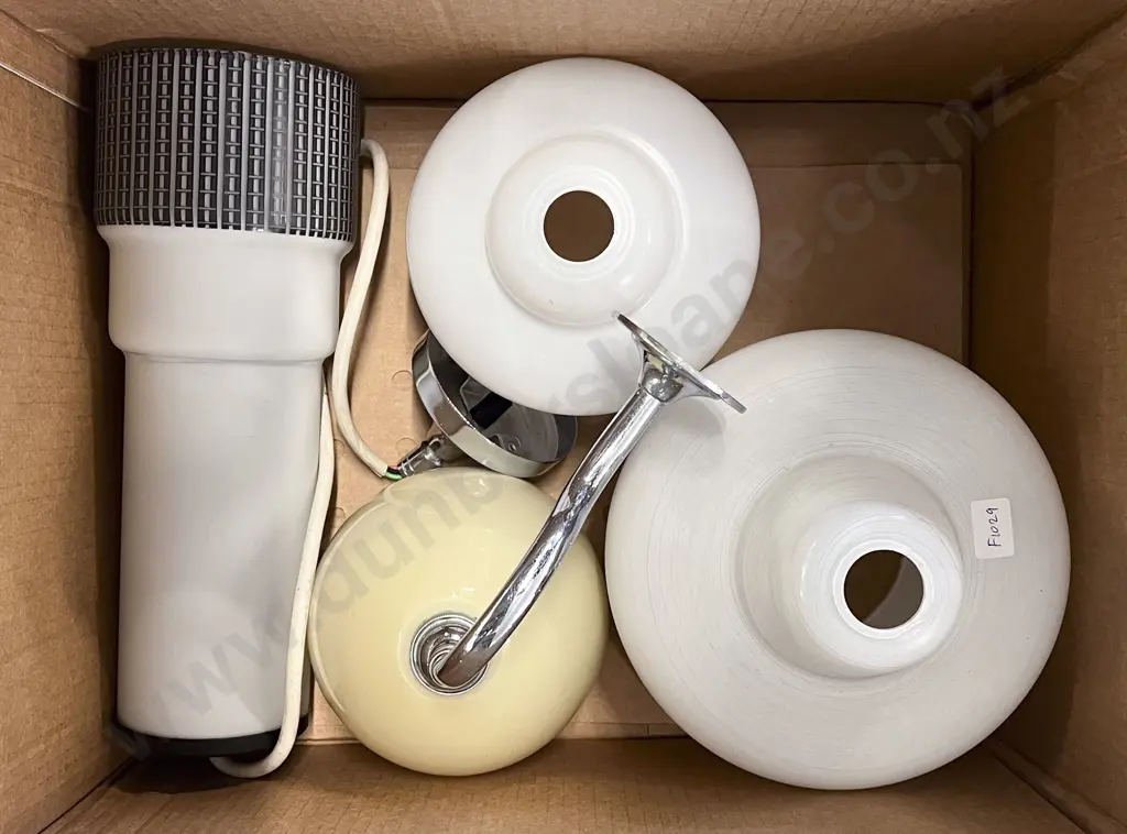 Box of Assorted Vintage Lightshades etc Image 1++