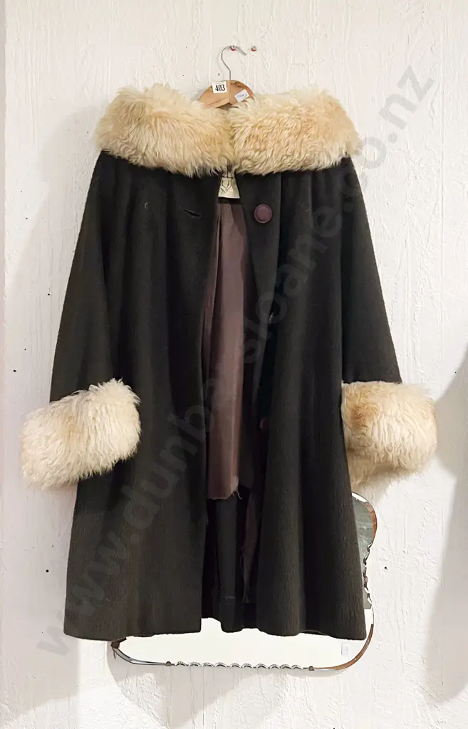 Vintage Ladies Wool and Sheepskin Trimmed Coat Image 1++