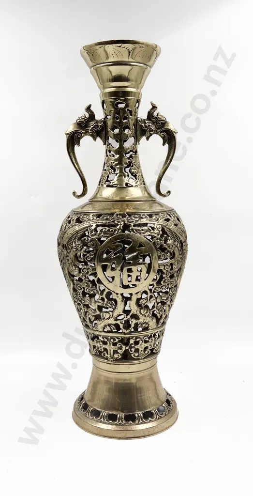 Large Chinese Table Lamp Image 1++