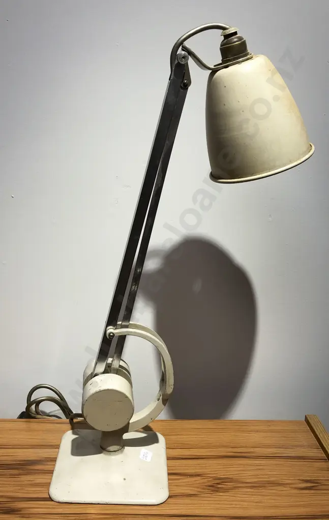 Vintage Hadrill Horstmann English Made Lamp Image 1++