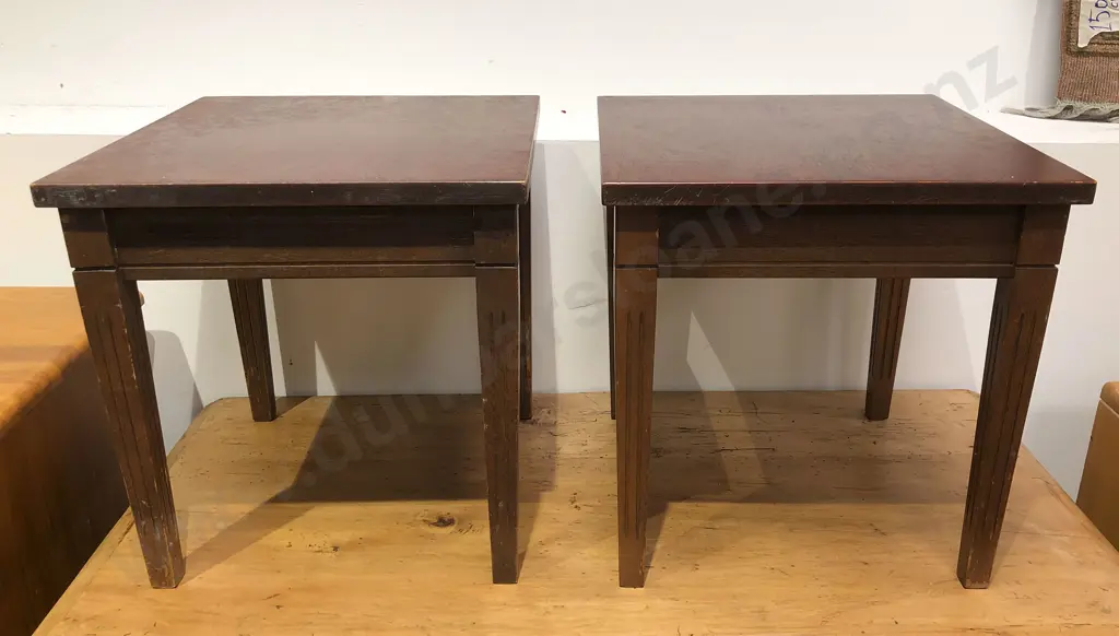 Pair of Mahogany Side Tables Image 1++