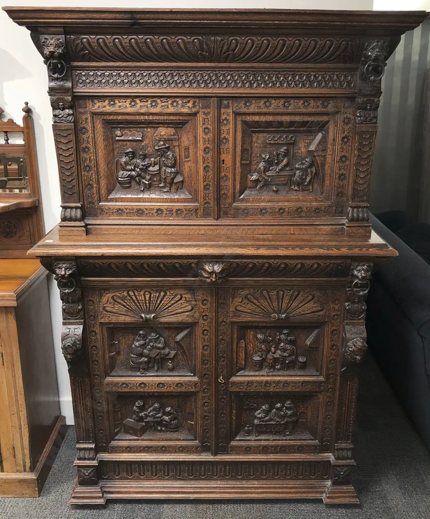 Oak Court Cupboard Image 1++