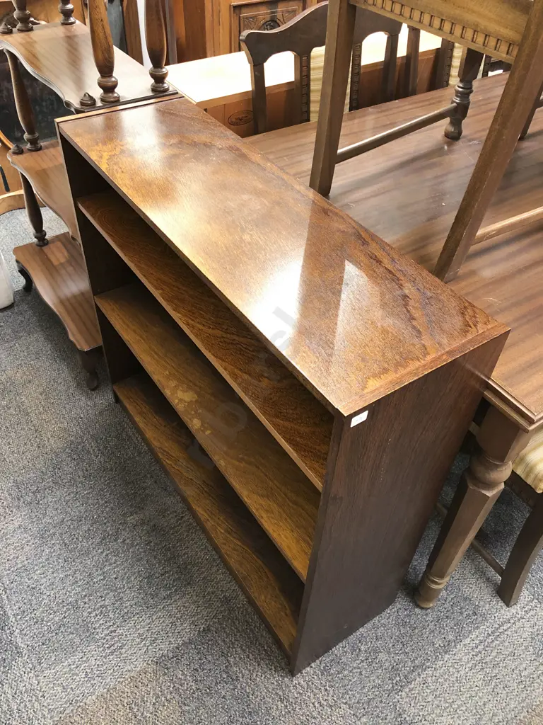 Low Bookshelf Image 1++