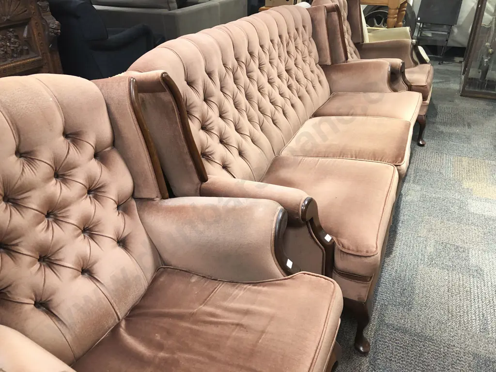 Three Piece Button Back Lounge Suite Image 1++