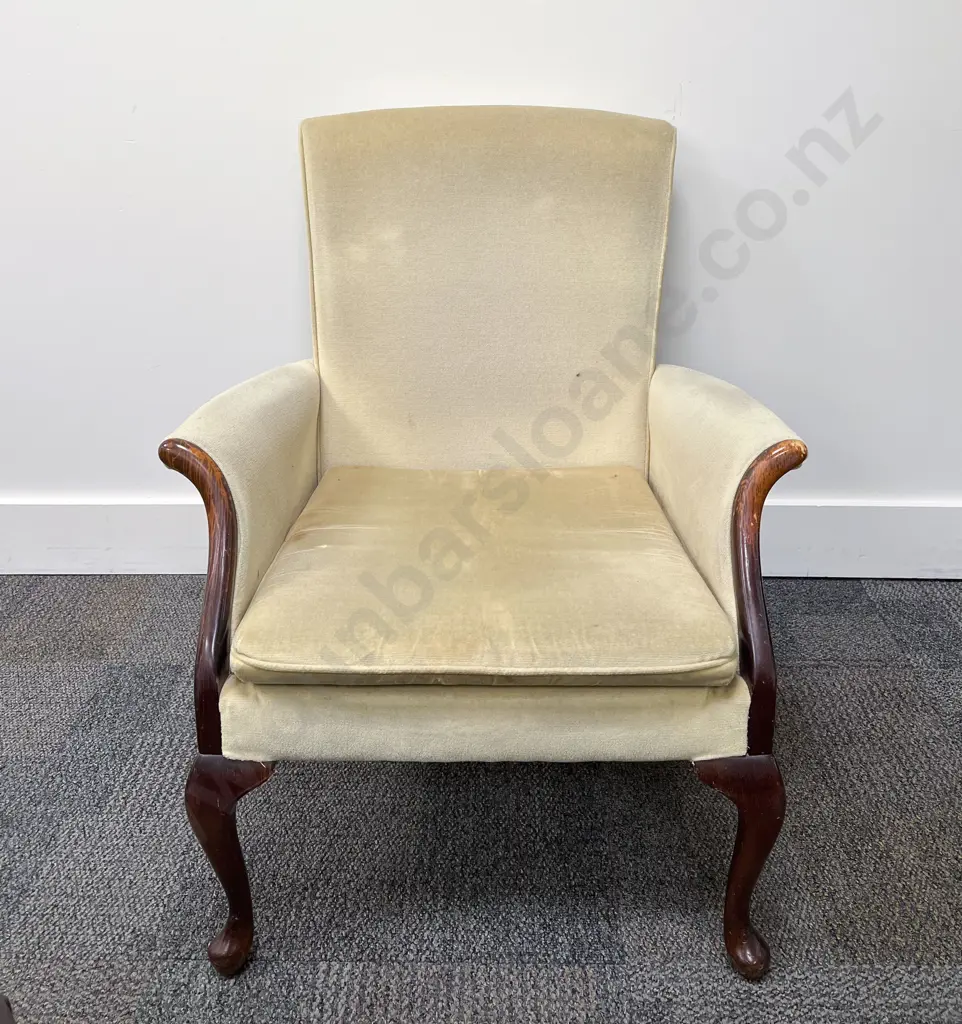 Upholstered Armchair Image 1++