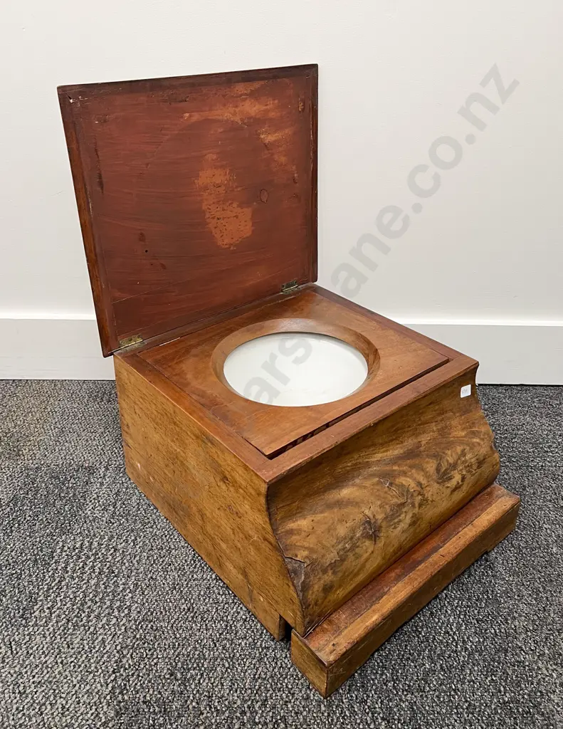 Victorian Commode with Ceramic Liner Image 1++