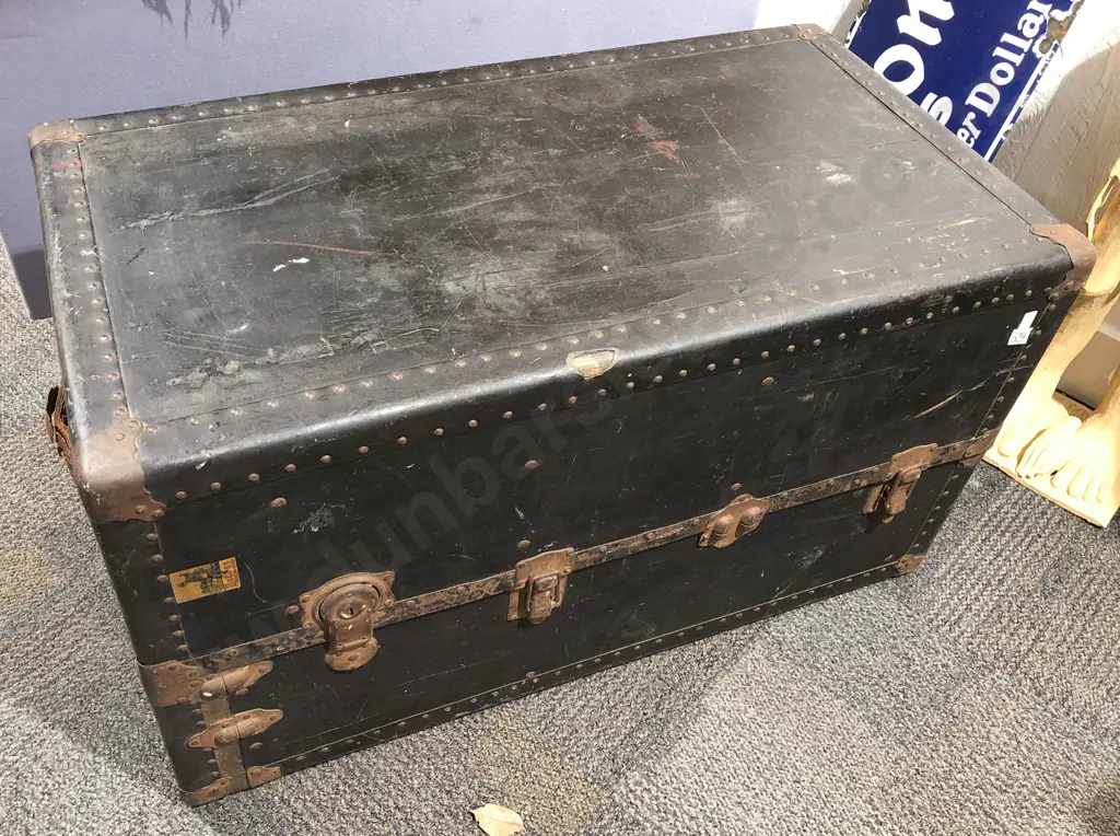 Vintage Cabin Trunk Image 1++