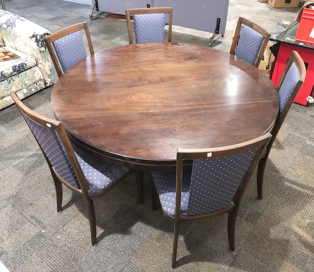 Circular Dining Table and Six Chairs Image 1++