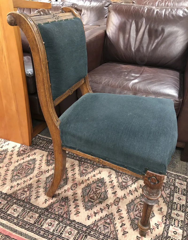 Oak Single Chair Image 1++