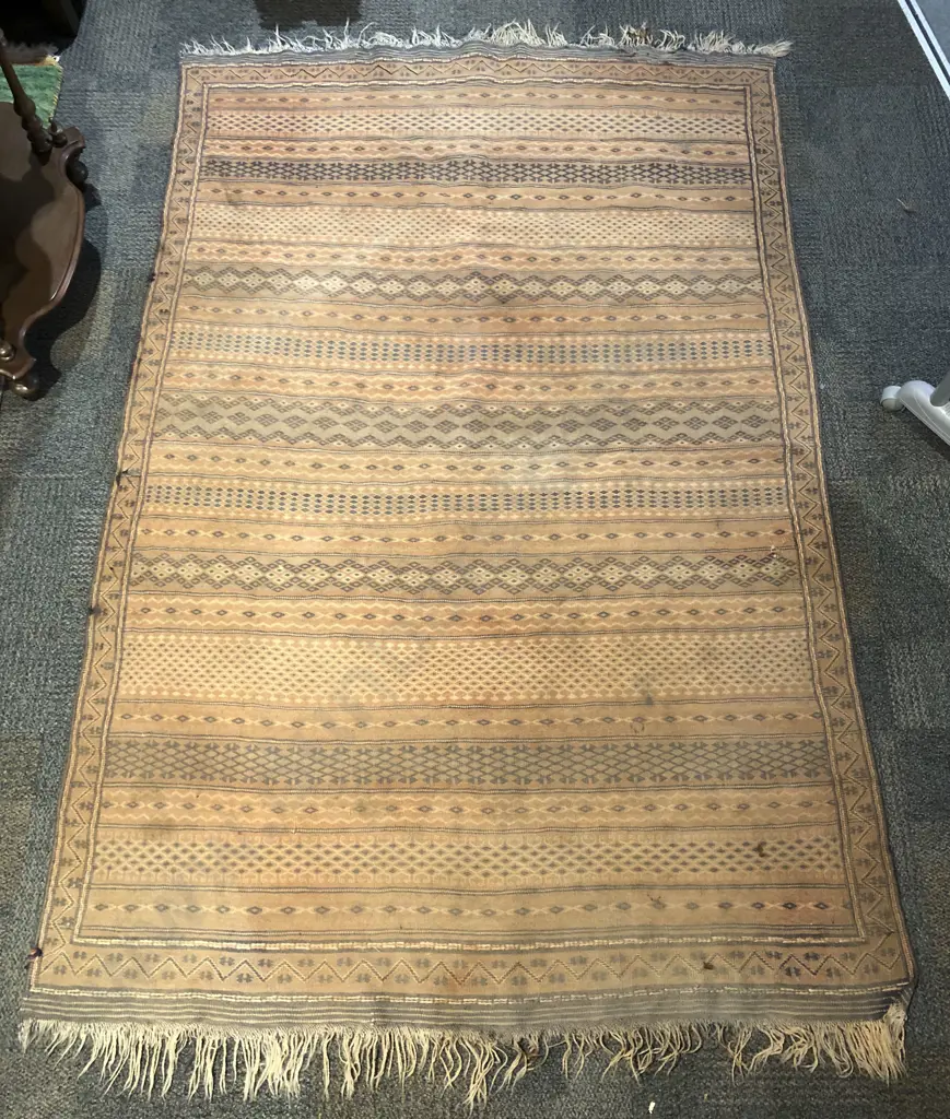 Kilim Rug Image 1++
