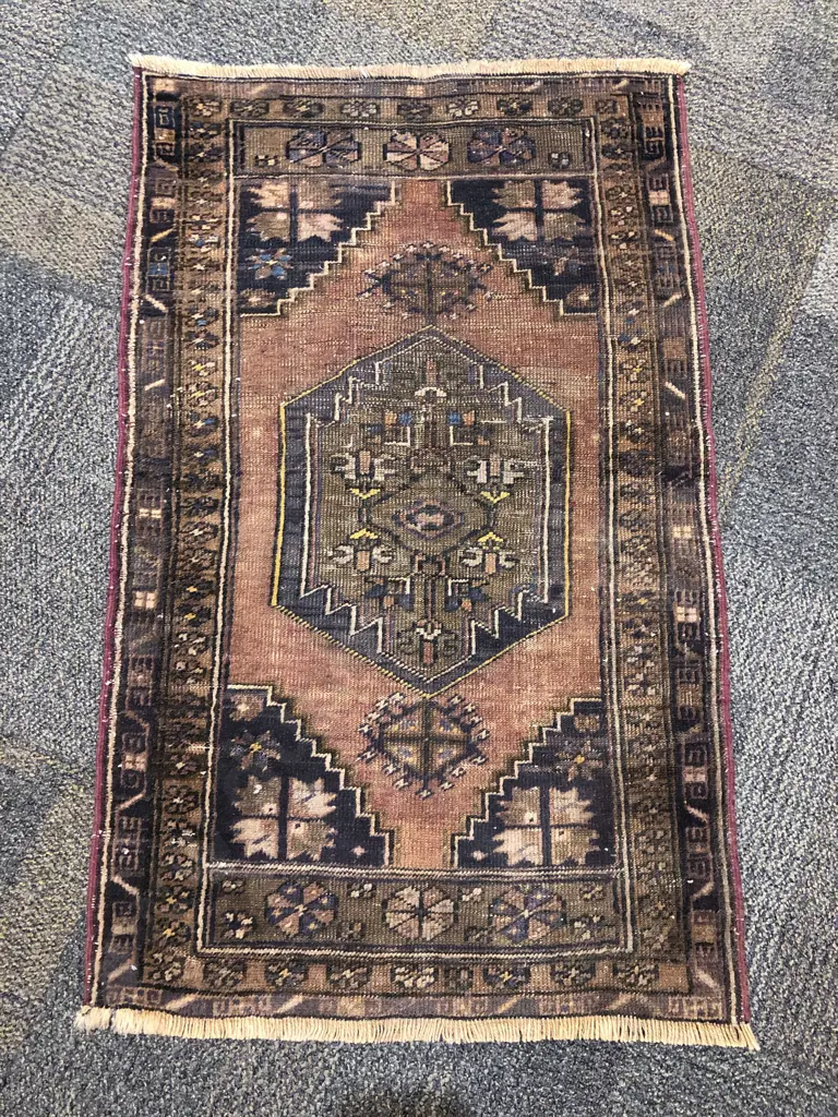 Persian Mat Image 1++