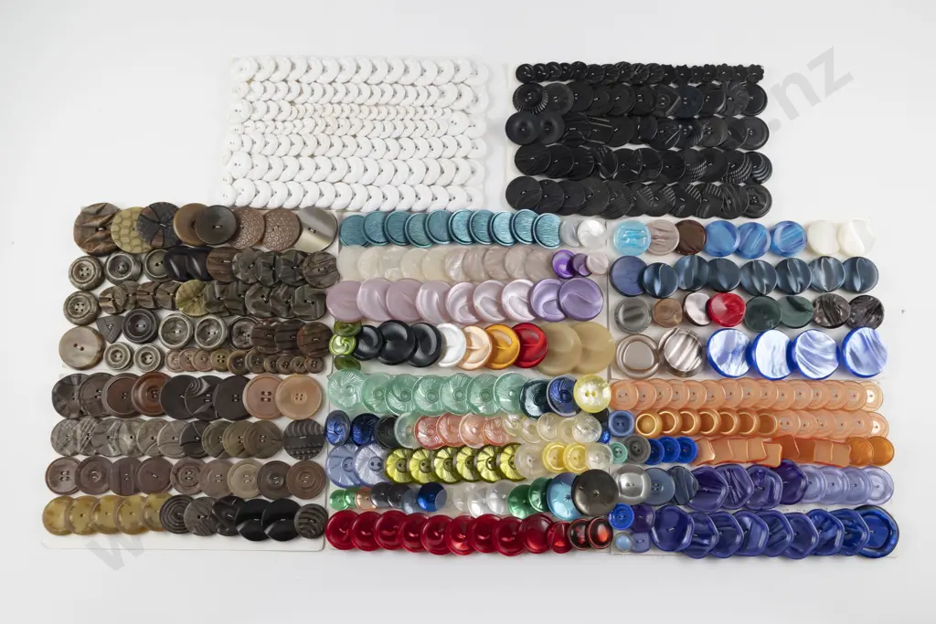Collection Assorted Vintage Plastic Buttons Image 1++