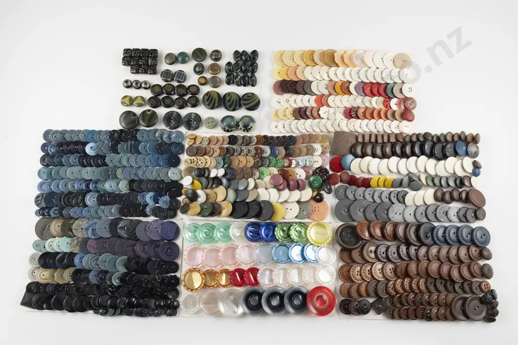 Collection Assorted Vintage Plastic Buttons Image 1++