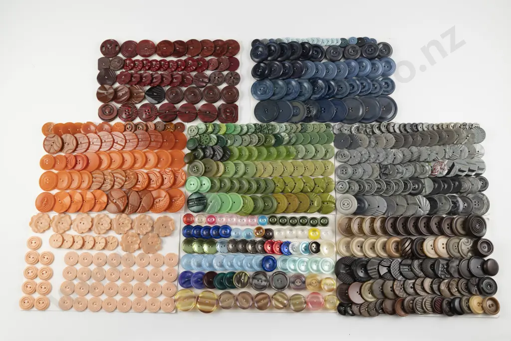 Collection Assorted Vintage Plastic Buttons Image 1++