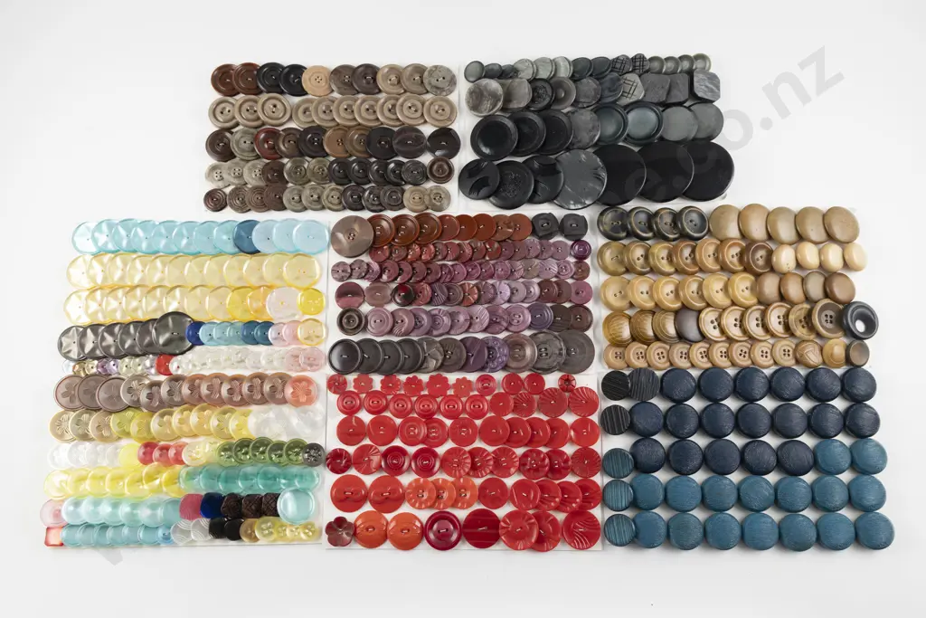 Collection Assorted Vintage Plastic Buttons Image 1++