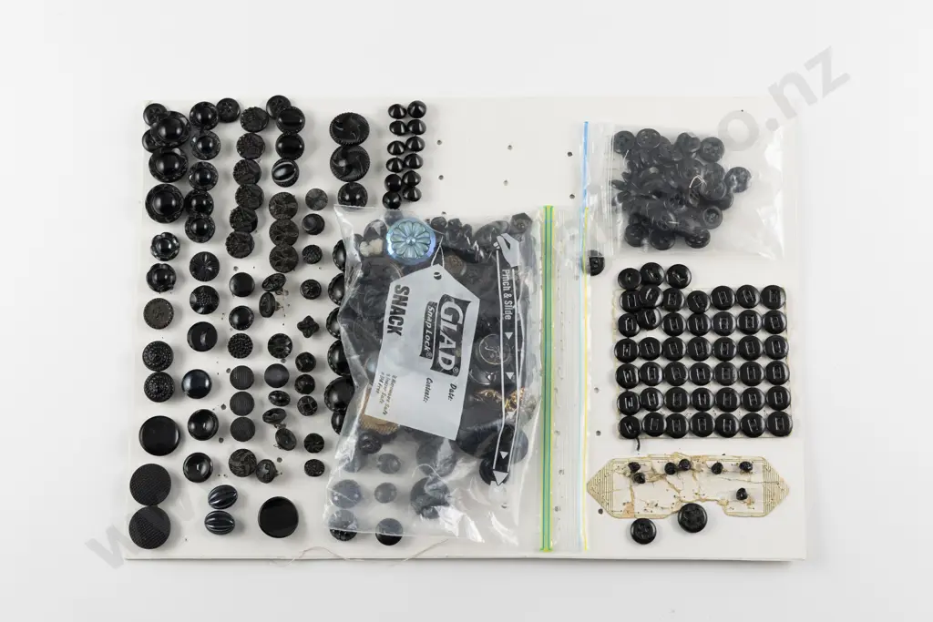 Collection Assorted Victorian Black Glass & Plastic Buttons Image 1++