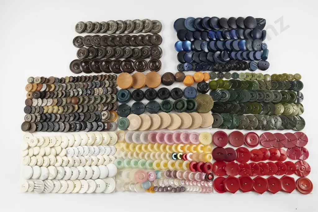 Collection Assorted Vintage Plastic Buttons Image 1++