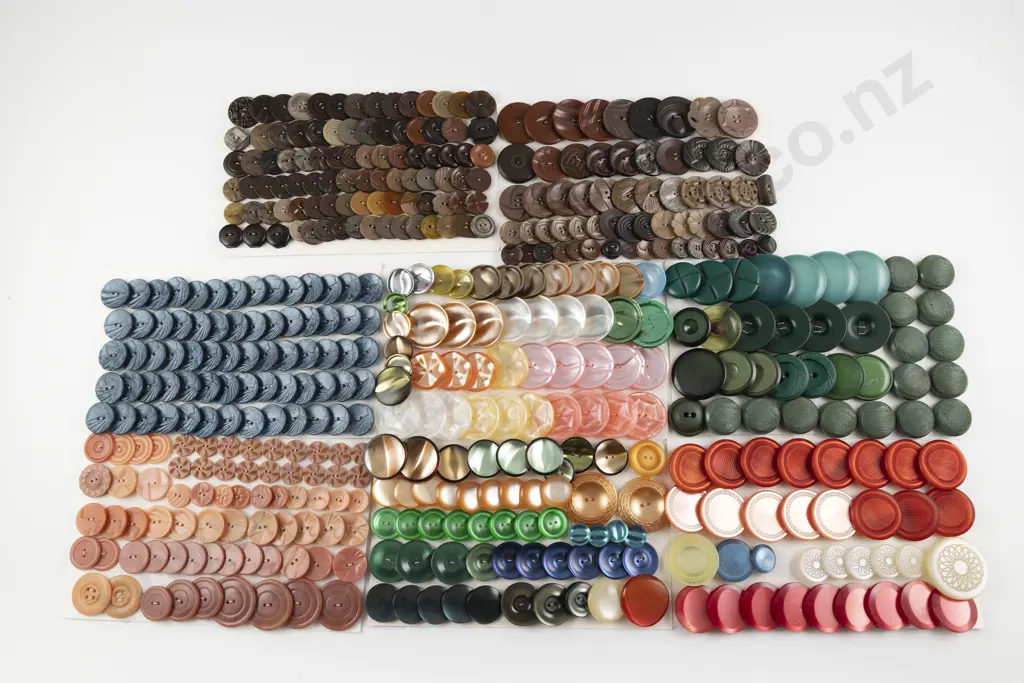 Collection Assorted Vintage Plastic Buttons Image 1++