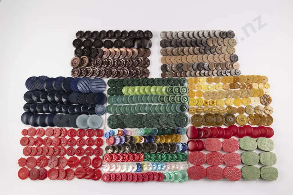 Collection Assorted Vintage Plastic Buttons Image 1++