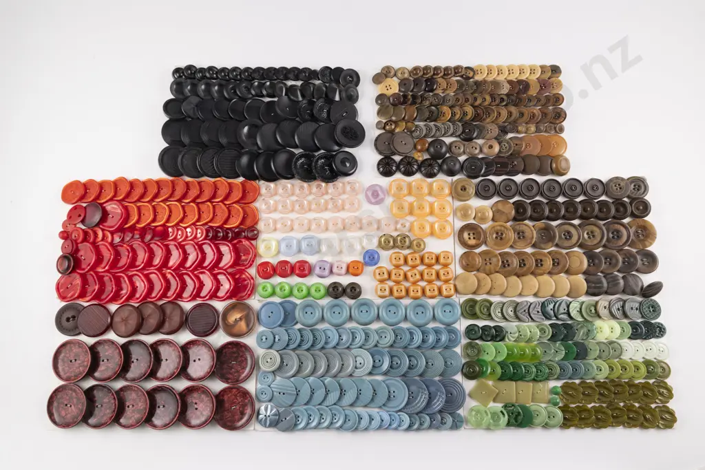 Collection Assorted Vintage Plastic Buttons Image 1++