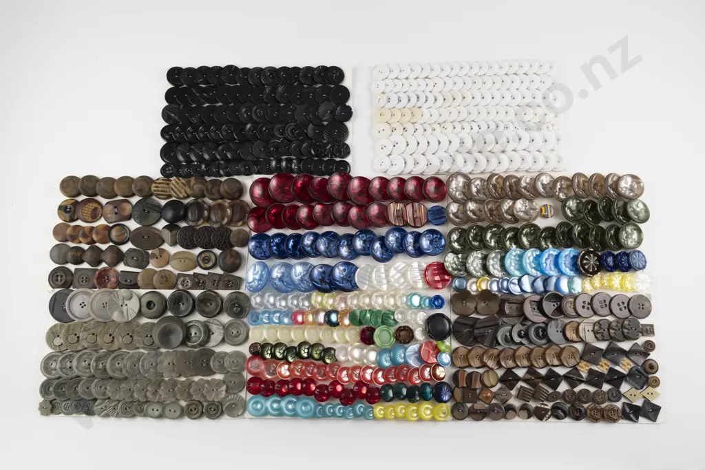 Collection Assorted Vintage Plastic Buttons Image 1++