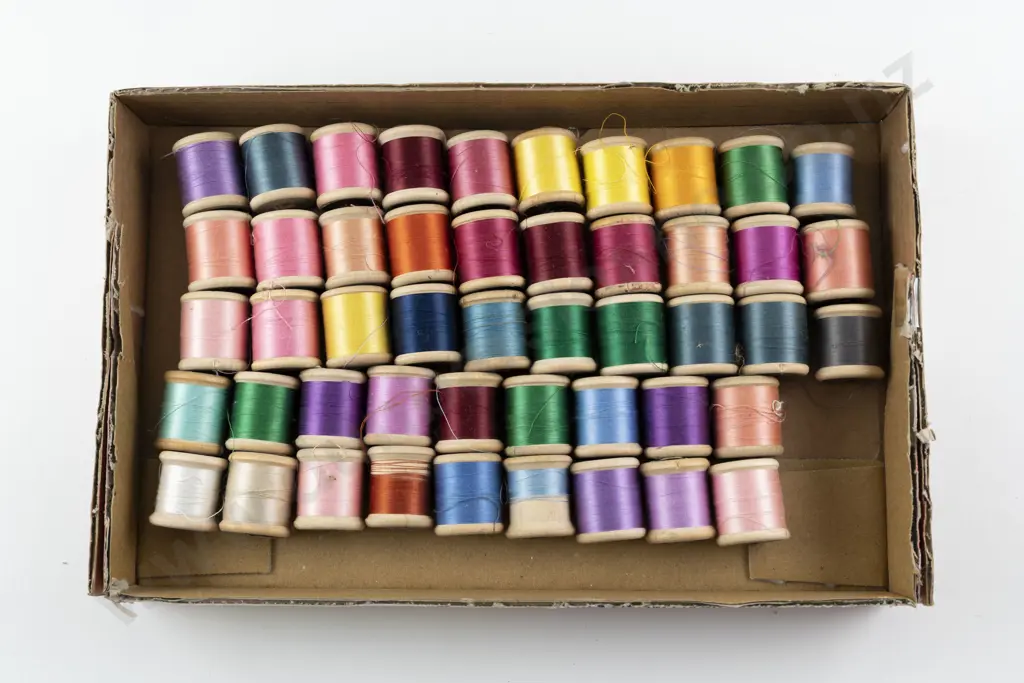 Vintage New & Used Clarks Paisley & Machine Embroidery Cottons on Wooden Reels Image 1++