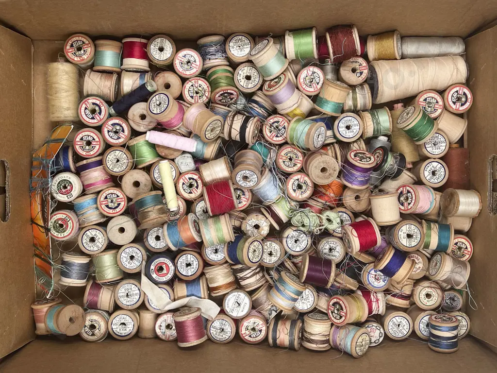 Quantity Wooden Cotton Reels Image 1++