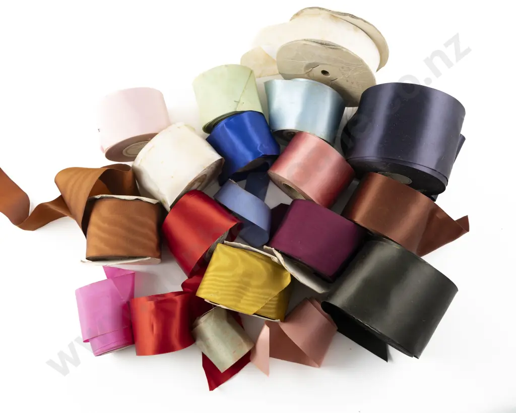 Collection Assorted Vintage Ribbon Image 1++