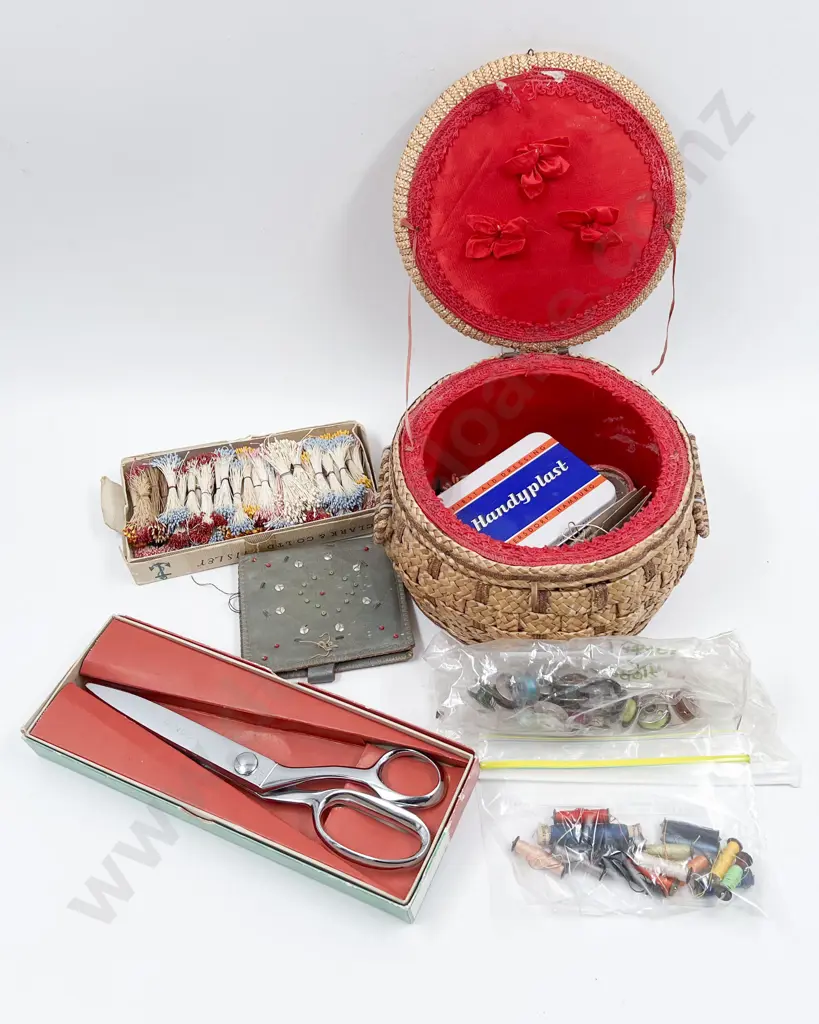 Sewing Box & Quantity Various Sewing Accessories Image 1++