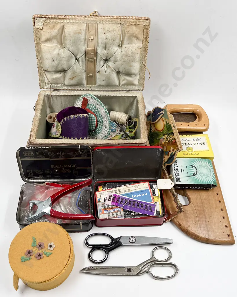 Sewing Box & Quantity Various Sewing Accessories Image 1++