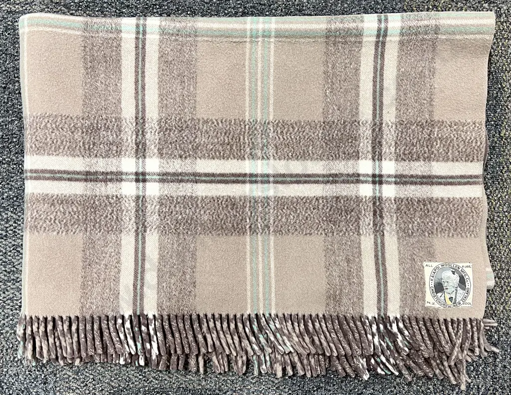 Vintage Kaiapoi Woollen MFG Co Chch NZ All Wool Travel Rug Image 1++