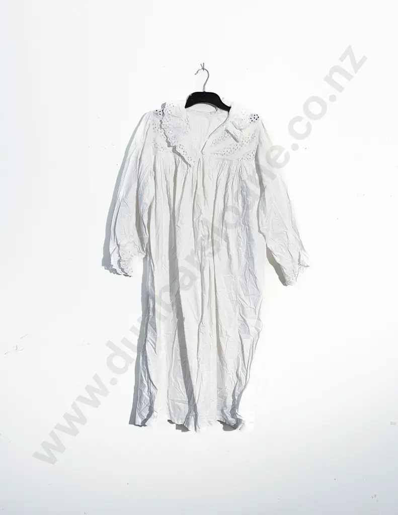 Victorian Cotton & Broderie Anglaise Night Shirt & Lace Night Bonnet Image 1++
